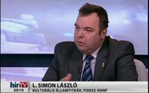 L. Simon: Vge lesz az lszent gyakorlatnak